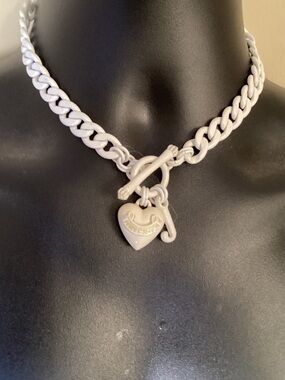Vintage JUICY White Heart Toggle Chain Necklace - Women Jewelry